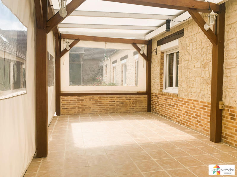 Maison ancienne - 325 m² - 11 pièces