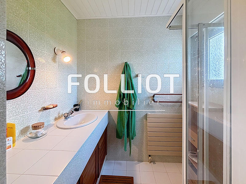 Maison - 183 m² - 6 pièces