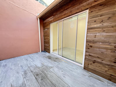 Maison - 99 m² - 4 pièces