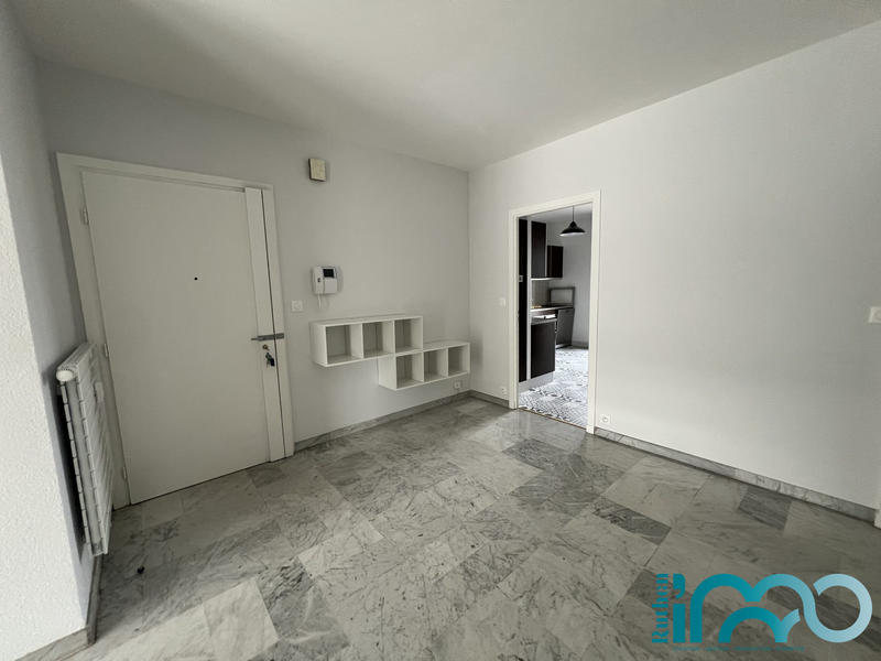 Appartement - 99 m² - 3 pièces