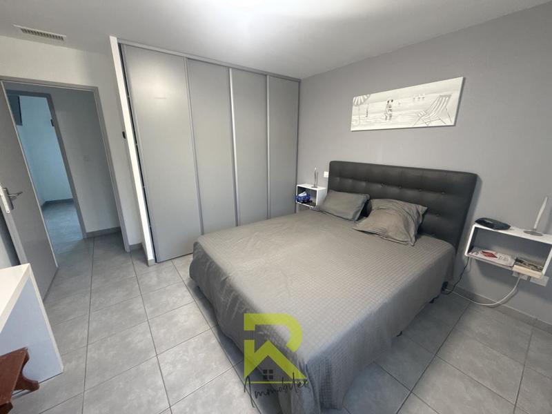 Maison - 239 m² - 4 pièces