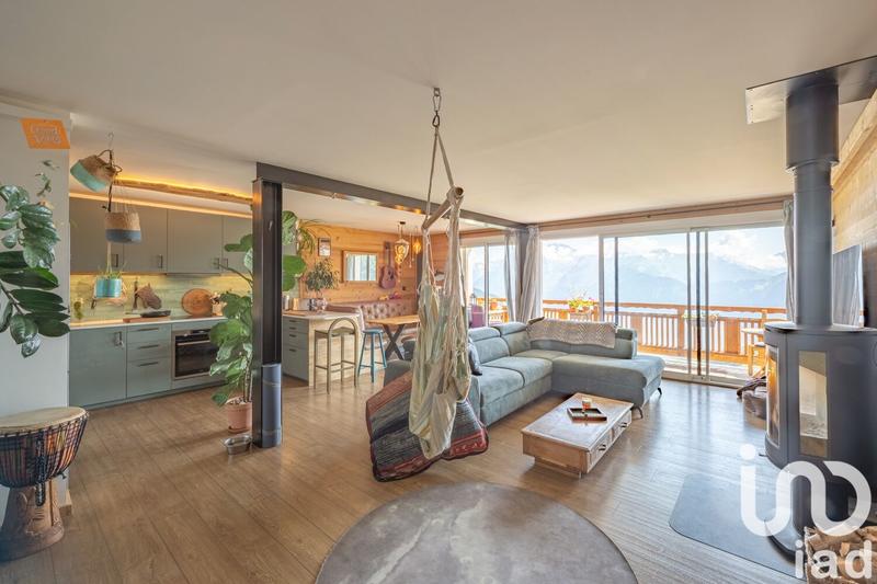 Appartement - 110 m² - 6 pièces