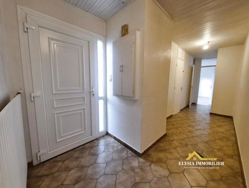 Maison - 100 m² - 5 pièces