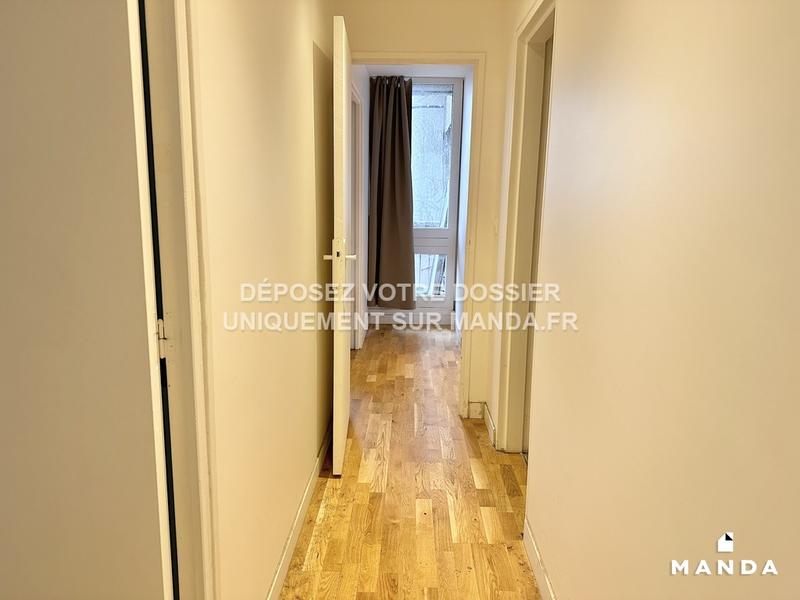 Chambre - 10 m² - 5 pièces