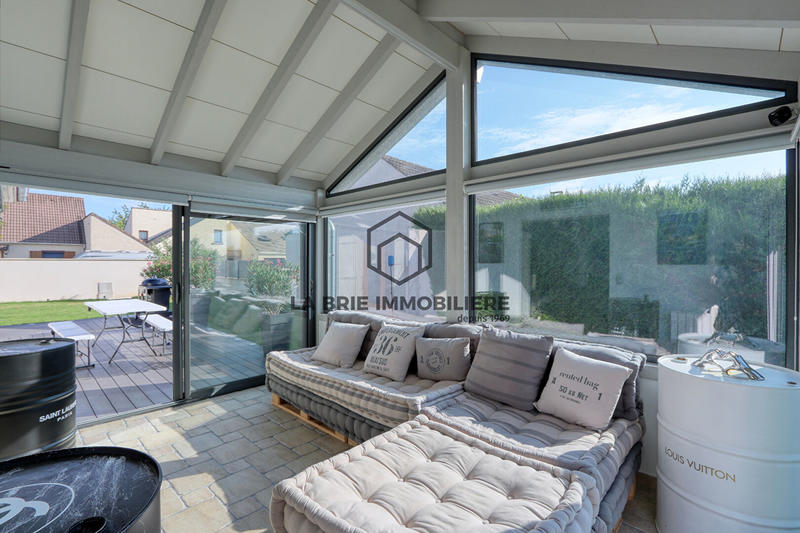 Maison - 160 m² - 6 pièces