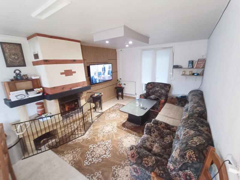 Maison - 137 m² - 6 pièces