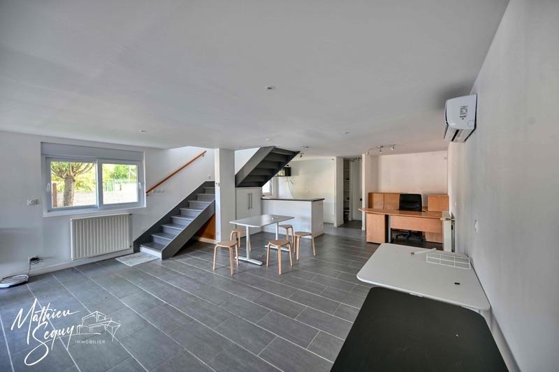 Maison - 274 m² - 9 pièces