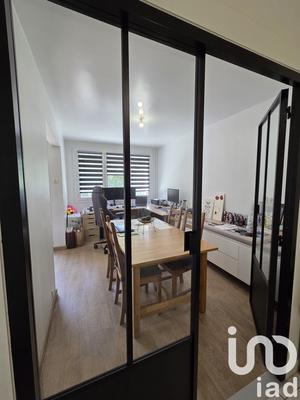 Appartement - 99 m² - 5 pièces
