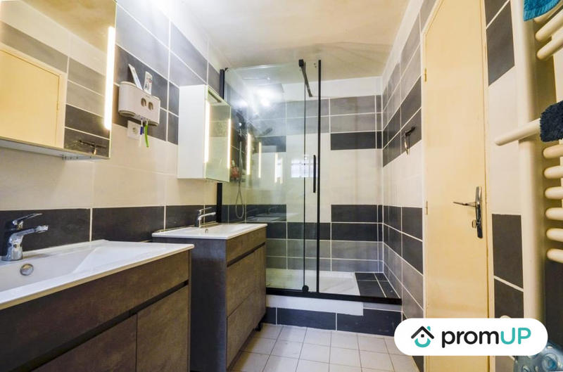 Maison - 97 m² - 4 pièces