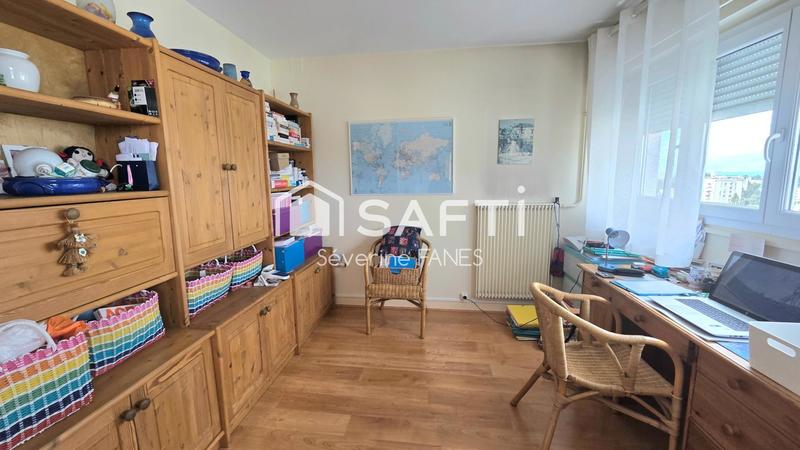 Appartement - 99 m² - 4 pièces