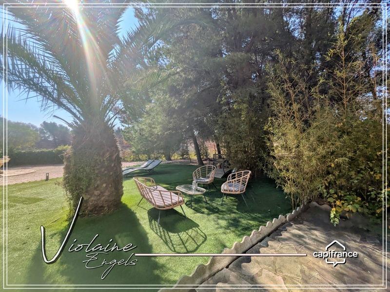 Propriété - 547 m² - 15 pièces