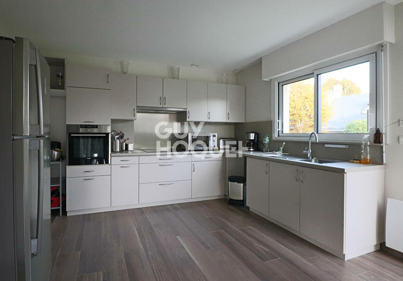 Maison - 140 m² - 5 pièces