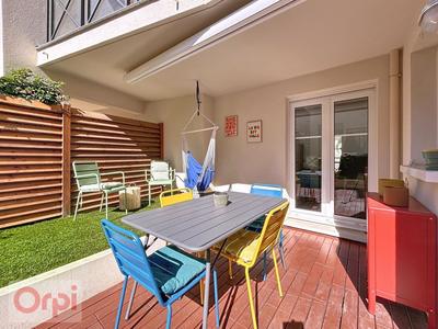 Appartement - 101 m² - 4 pièces