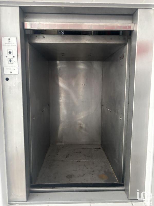 Local commercial - 139 m²