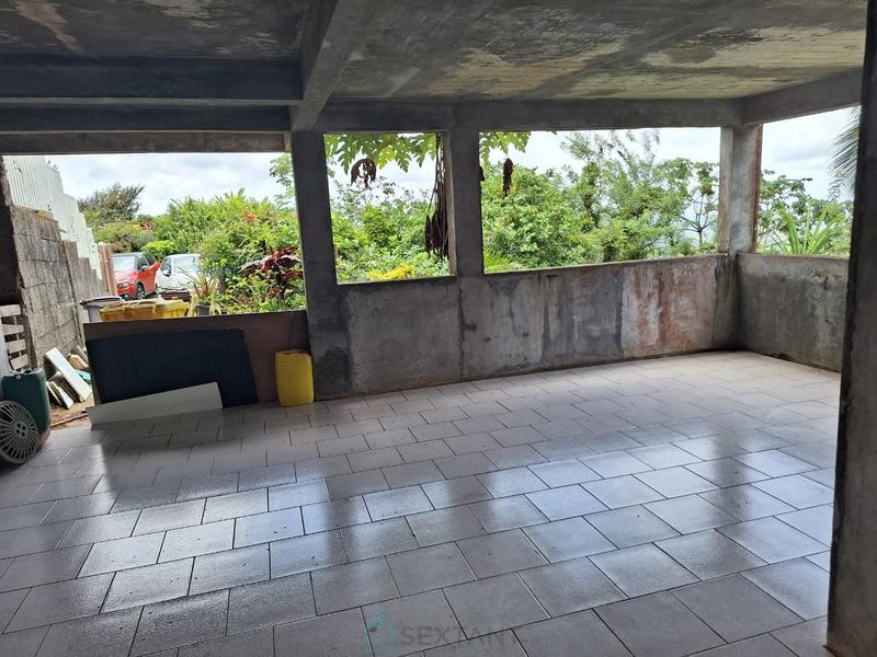 Maison - 216 m² - 6 pièces