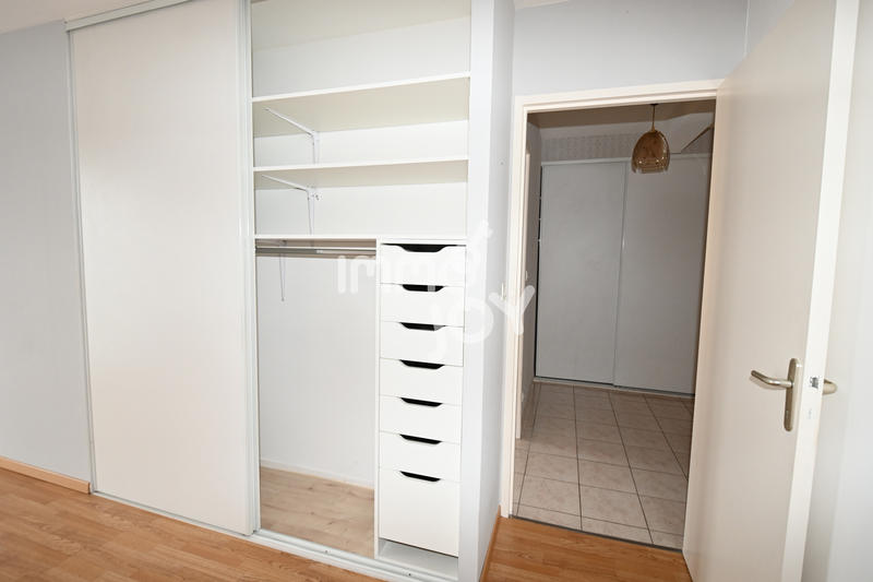 Appartement - 82 m² - 3 pièces