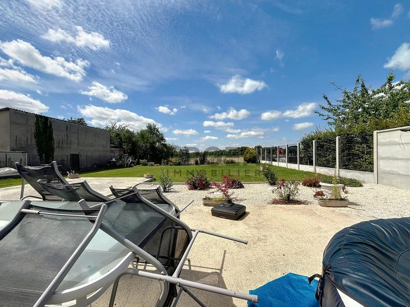 Maison - 84 m² - 4 pièces