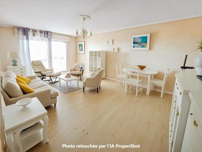 Appartement - 84 m² - 4 pièces