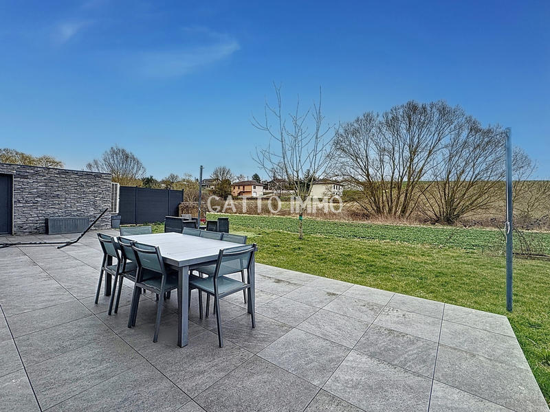 Maison - 177 m² - 7 pièces