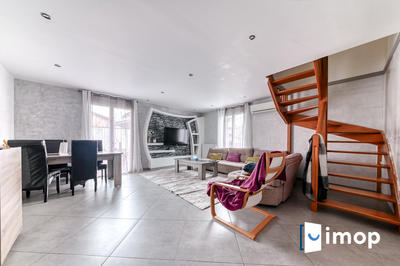 Maison - 110 m² - 5 pièces