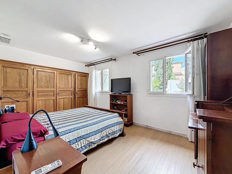 Villa - 187 m² - 5 pièces