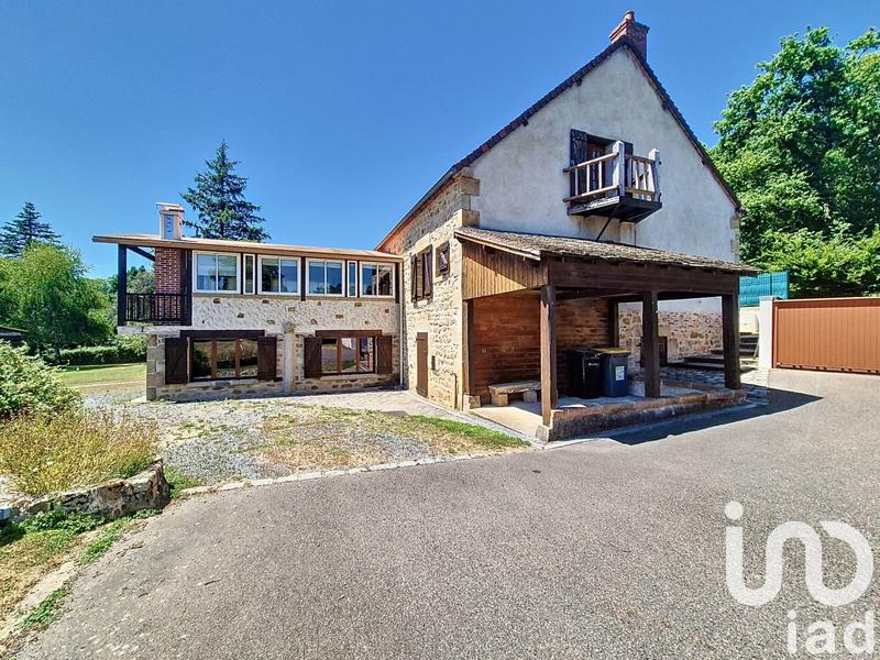 Maison - 215 m² - 8 pièces