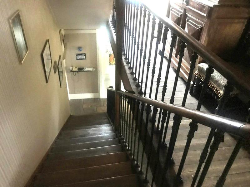 Maison - 216 m² - 6 pièces