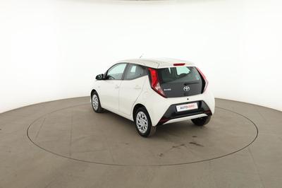 Toyota Aygo 1.0 Vvt-i X-Play 5p 72 ch