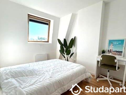 Chambre - 70 m² - 1 pièce