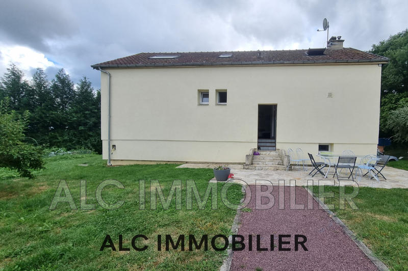 Maison - 80 m² - 5 pièces