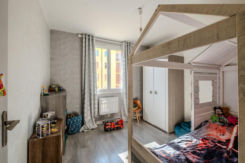 Appartement - 65 m² - 4 pièces