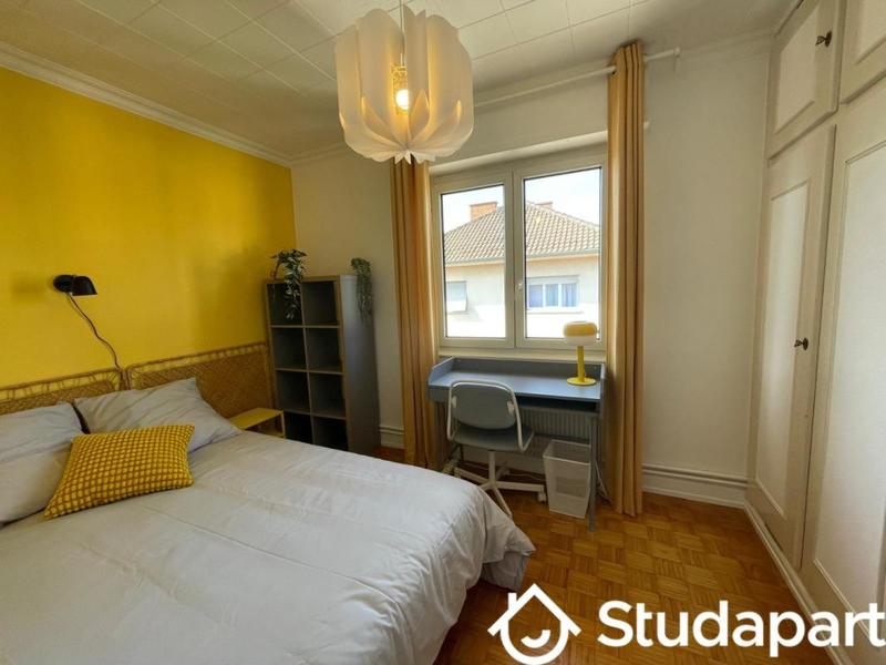 Chambre - 12 m² - 1 pièce