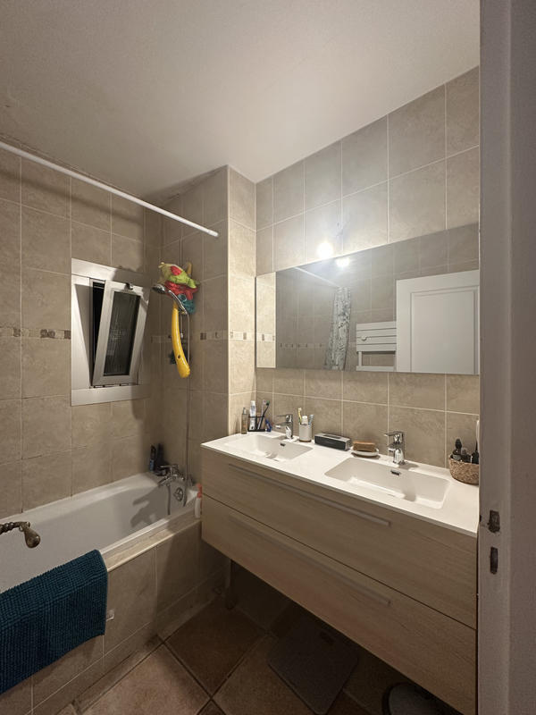 Appartement - 76 m² - 3 pièces