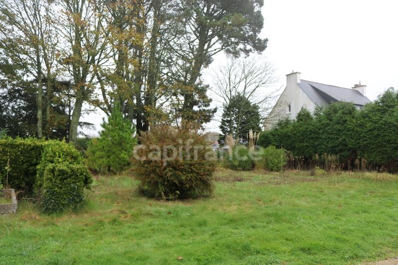 Terrain constructible - 608 m²