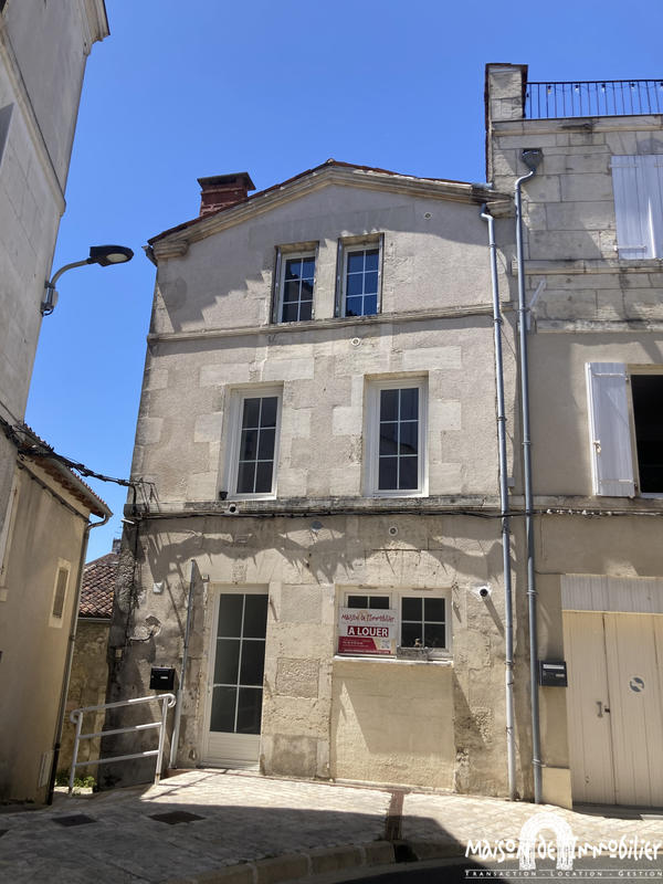 Maison - 70 m² - 3 pièces