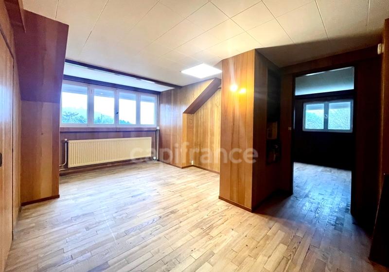 Maison - 108 m² - 5 pièces