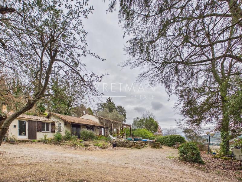 Maison - 111 m² - 4 pièces