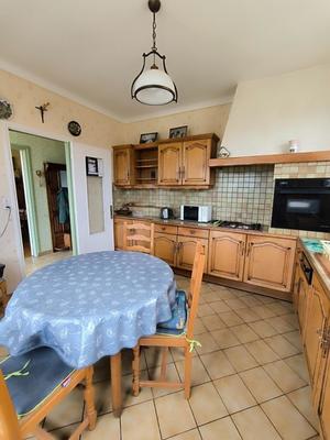 Maison - 104 m² - 6 pièces