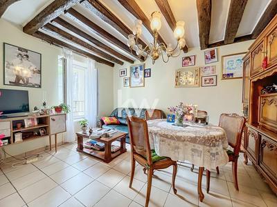 Maison de ville - 111 m² - 5 pièces