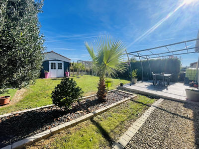 Maison - 95 m² - 5 pièces