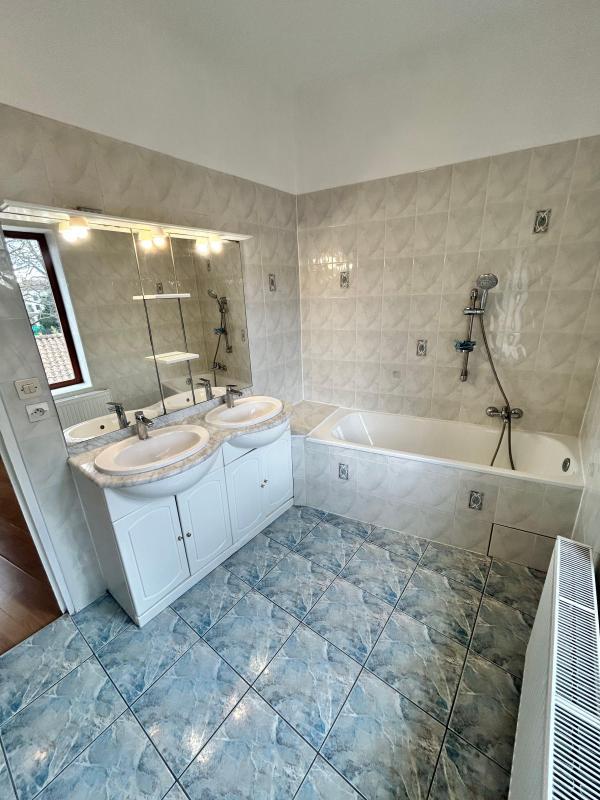 Maison de ville - 141 m² - 5 pièces