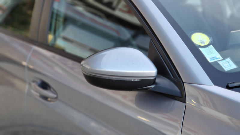 Peugeot 208 BlueHDi 100 SetS Bvm6 Active Business