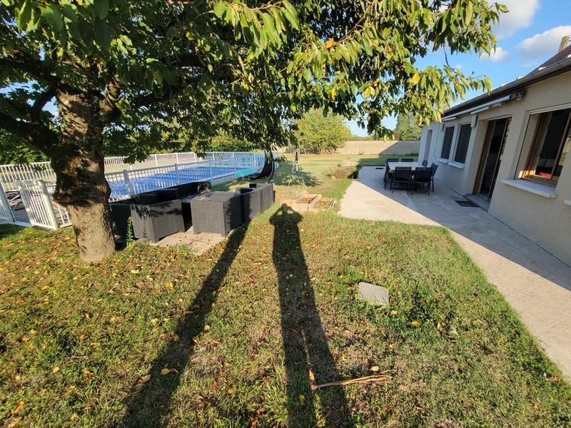 Maison traditionnelle - 196 m² - 8 pièces