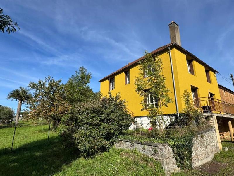 Maison - 198 m² - 6 pièces