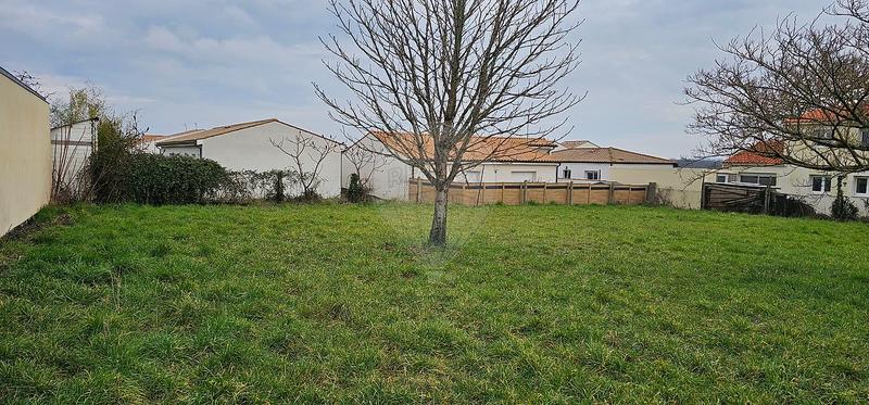 Terrain - 1 040 m²