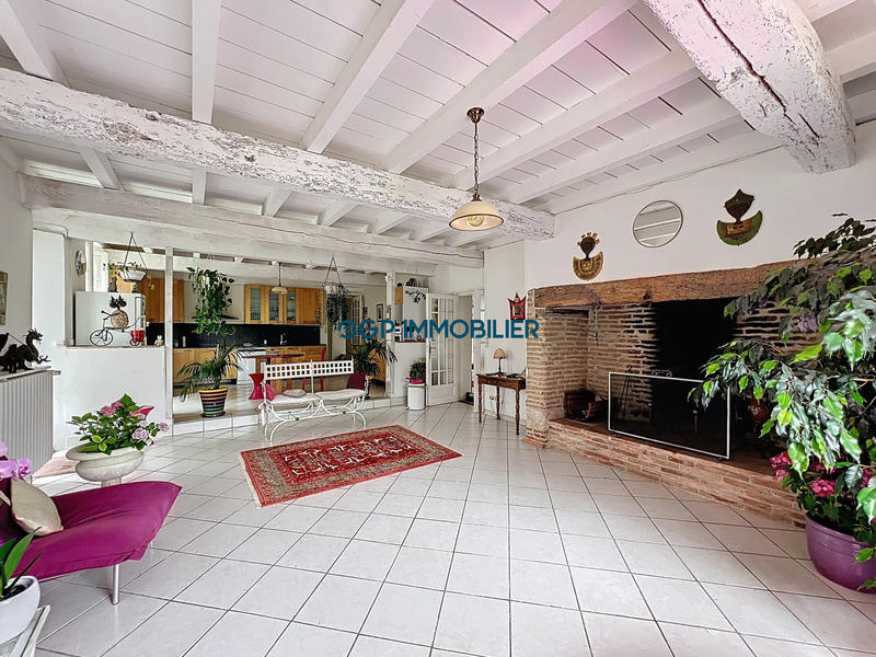 Ferme - 325 m² - 6 pièces