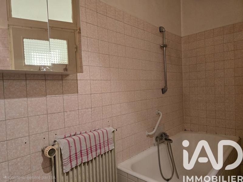 Maison de village - 90 m² - 4 pièces