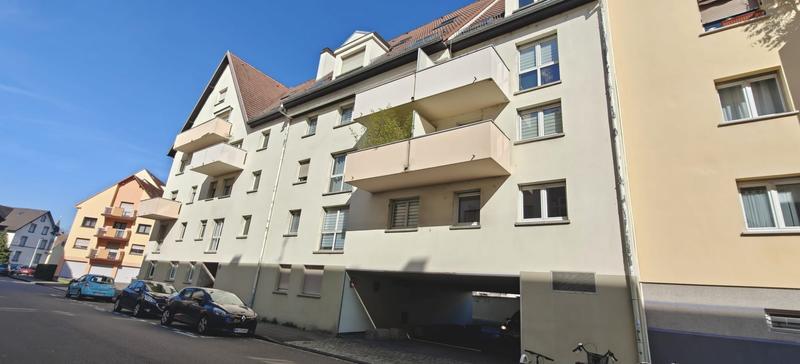 Parking / Garage - 12 m²