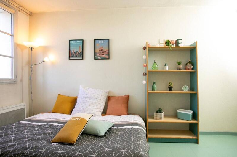 Studio - 25 m² - 1 pièce