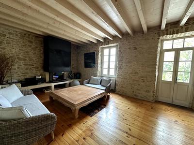 Maison de maîtres - 320 m² - 7 pièces